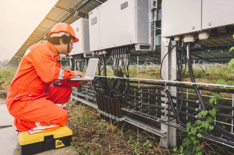Photovoltaic inverters