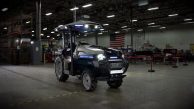 intelligent electric tractor