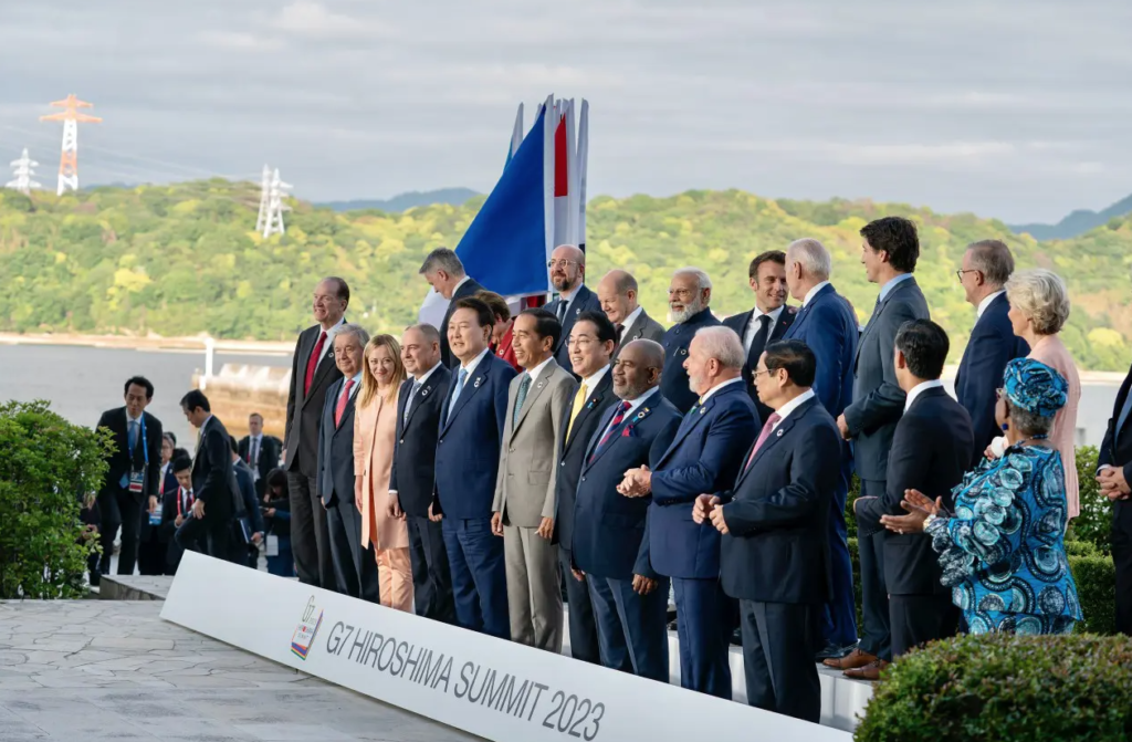 G7