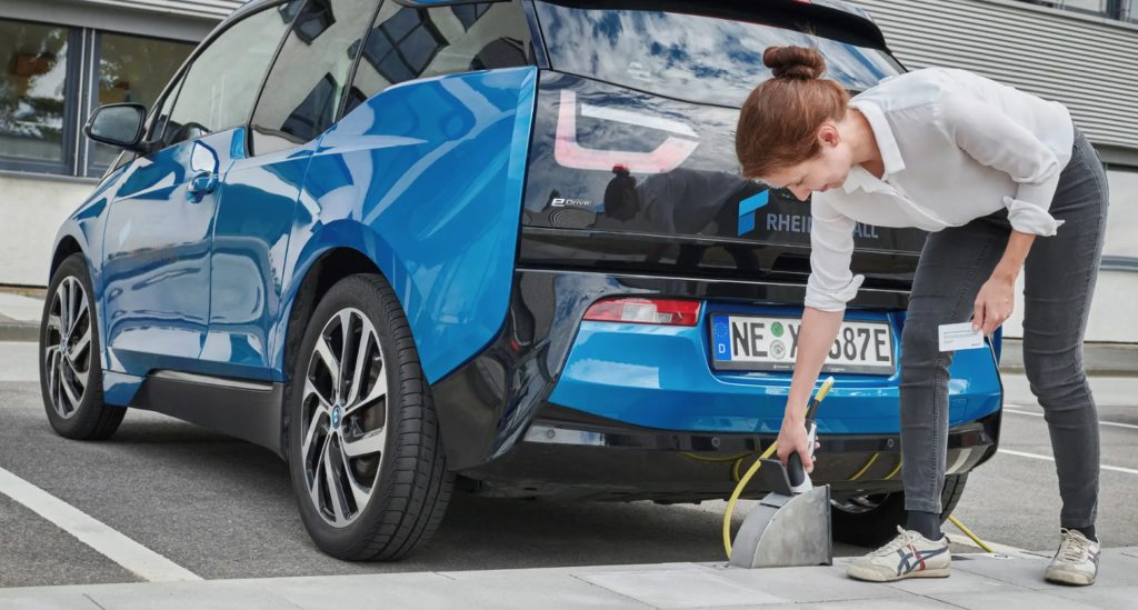 Recharging electric cars