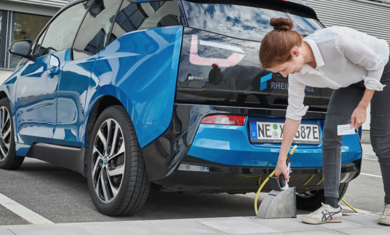 Recharging electric cars