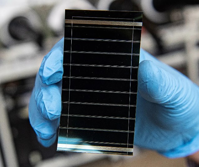 photovoltaic efficiency in perovskite