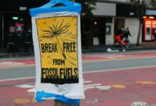 Stop fossil fuels